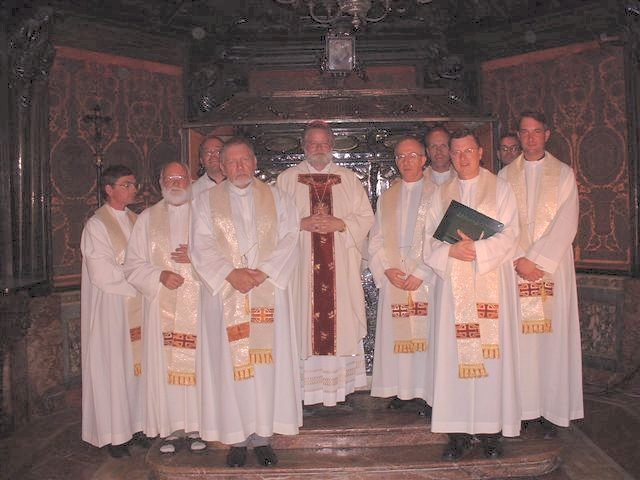 Mgr Punt e.a. tijdens priestervakantie in Noord-Italië