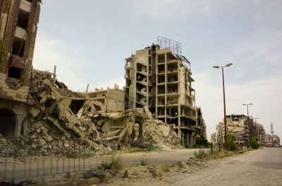 Een kapotgeschoten Homs (de plaats waar pater Van de Lugt is vermoord)