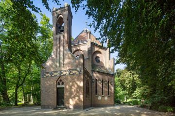 Eeuwfeest Adelbertus begraafplaats Bloemendaal